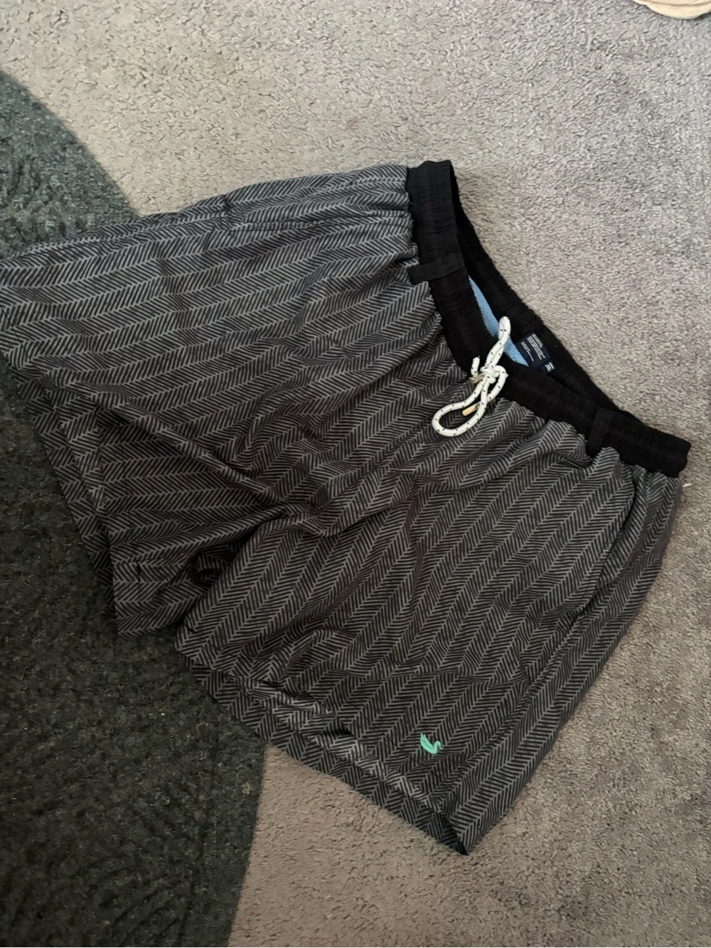 Men's Southern Marsh Black Herringbone Drawstring Shorts